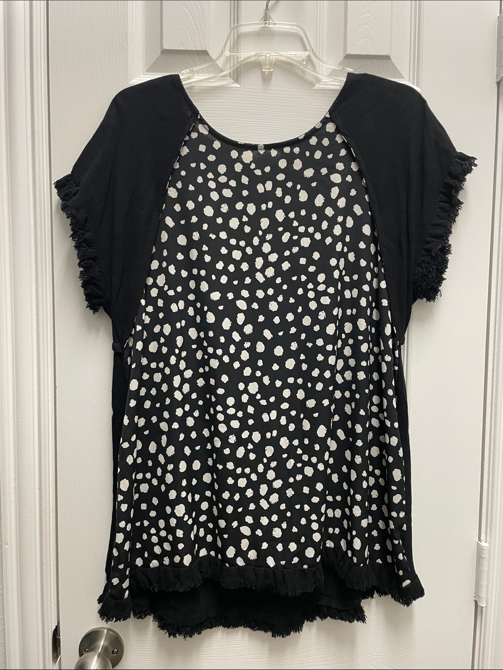 Umgee Black and White Spot Fringe Short Sleeve Tunic